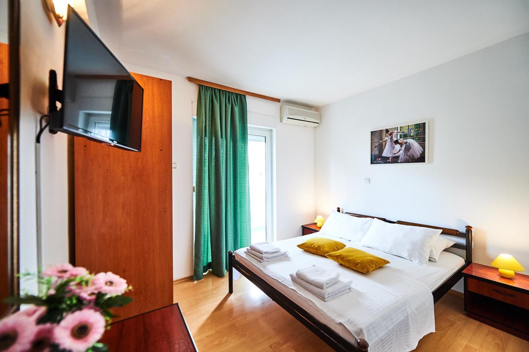 Family Apartments Mont Budva Exterior photo