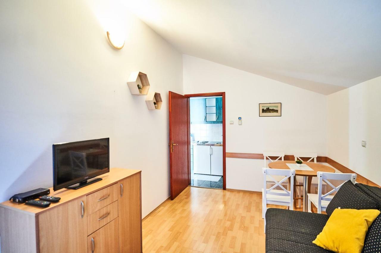 Family Apartments Mont Budva Exterior photo
