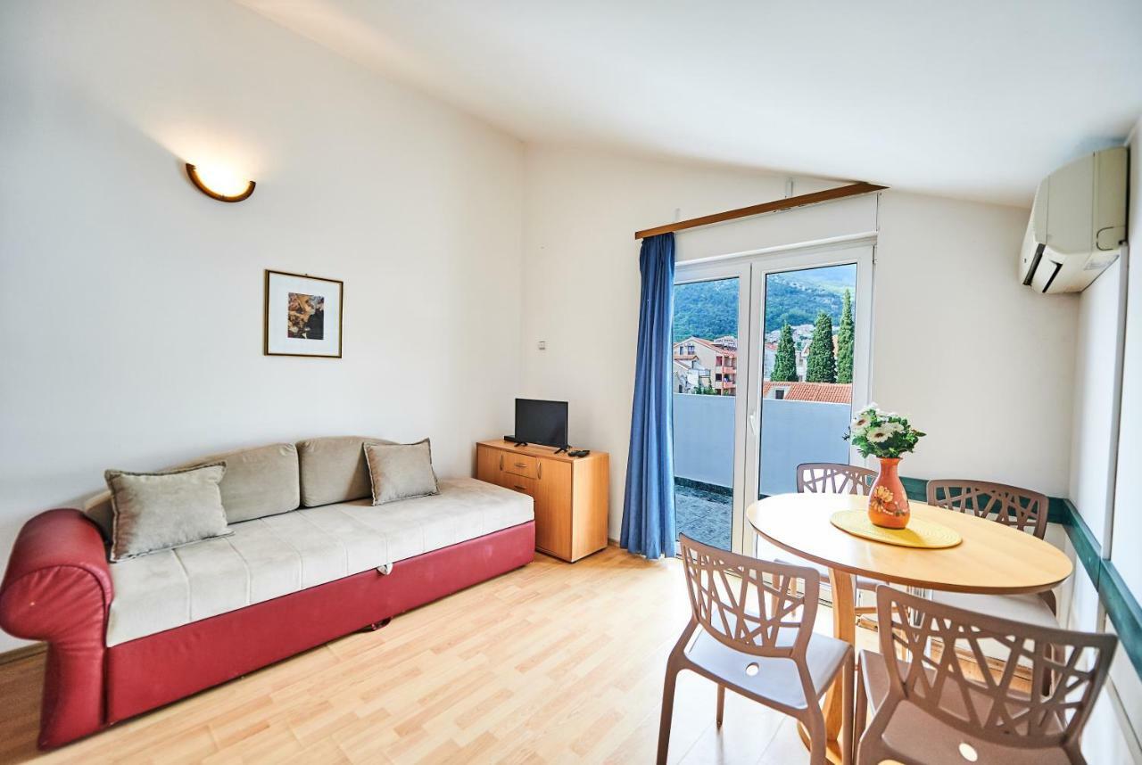 Family Apartments Mont Budva Exterior photo